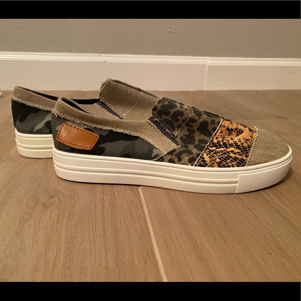 Multi-Print Platform Loafer